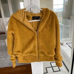 Fluffy golden jacket!